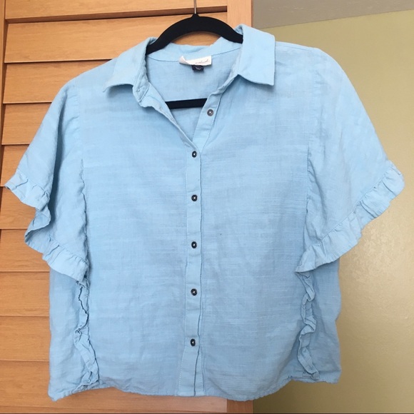 Universal Thread Ruffle Sleeve Button-Down Top - Picture 4 of 6